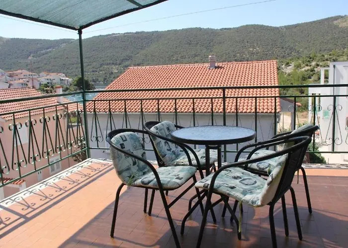 公寓 By The Sea Grebastica, - 23940 *